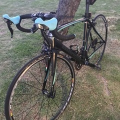 連休限定価格BIANCHI IMPULSO Shimano 10...