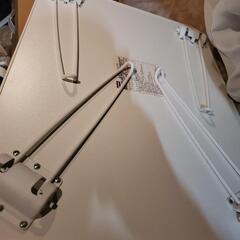 ニトリ折り畳みテーブルの画像