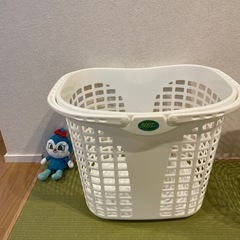 洗濯セット（カゴ＋パラソル型ハンガー）の画像