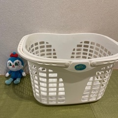 洗濯セット（カゴ＋パラソル型ハンガー）の画像