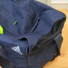 アディダス ボストンバッグの画像
