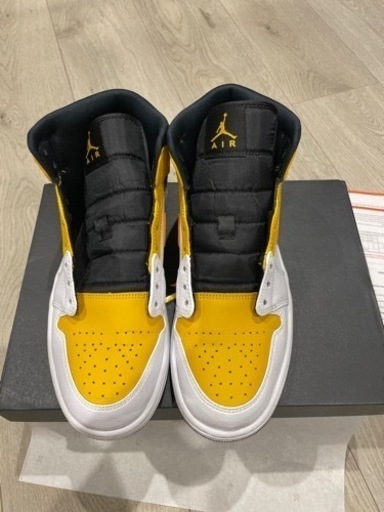 NIKE AIR JORDAN 1 MID "UNIVERSITY GOLD" NIKE AIR JORDAN 1 MID "UNIVERSITY GOLD"