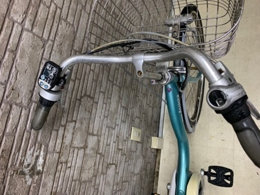 東京23区配達無料　新品バッテリー　新基準 ブリヂストン アシスタ　8.9Ah リチウム 電動自転車 中古　BS⑥