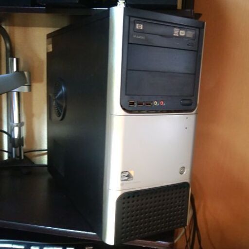 Windows11 i7 920 9GB ATI Radeon HD 4350 です。