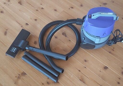 訳あり　 新品未使用　乾湿両用バキュームクリーナー　Earthman（高儀）VCM-4A