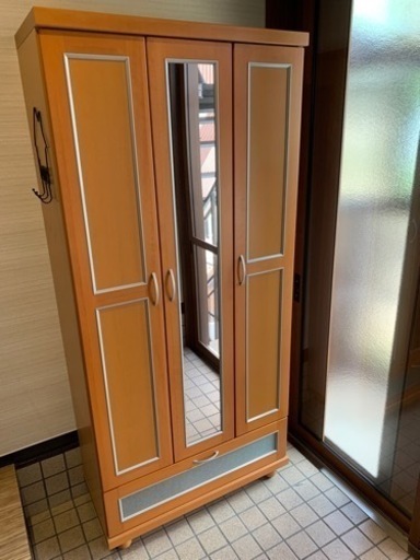 【決まりました】下駄箱　シューズボックス　ミラー付き