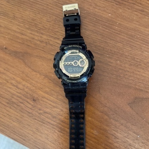 G-SHOCK ゴールド