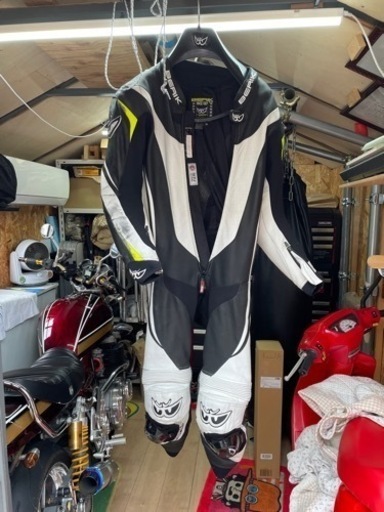 ベリック　レーシングスーツ　サイズ50 Ｌ