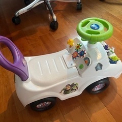 トイストーリー　手押し車