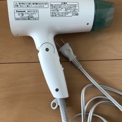 Panasonicドライヤー1200Wの画像