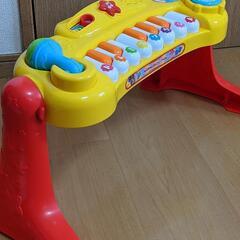 いないないばーのピアノの画像