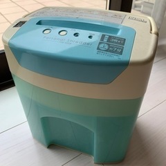 家庭用　シュレッダー