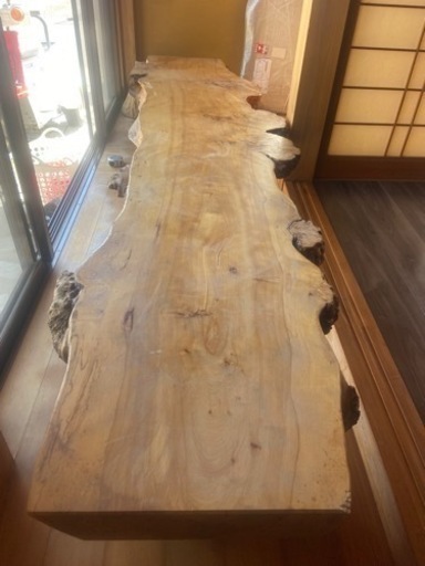 一枚板！ローテーブル　重量感‼︎