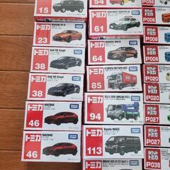 トミカ13台ポケットトミカ26台の画像