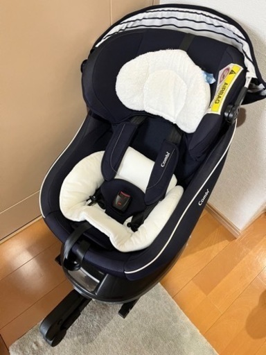 コンビ クルムーヴスマート isofix チャイルドシート