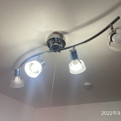 譲渡先決まりました。オシャレな照明の画像