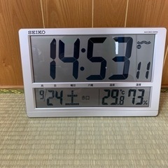 美品　セイコー　温度湿度計付き電波時計