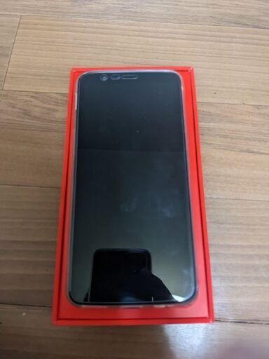 【再出】ジャンク美品 oneplus5t 128gb