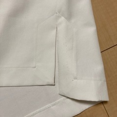 GU フレンチスリーブ Vネック ブラウス 白 Sの画像