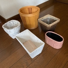 フラワーアレンジメント　花器　資材　　各100円の画像