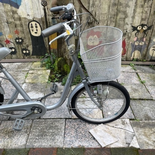 【Ｙ1017】大人用三輪車　TRICYLE  前20インチ・後16インチ　前後タイヤ新品　31,460円（防犯・税込）