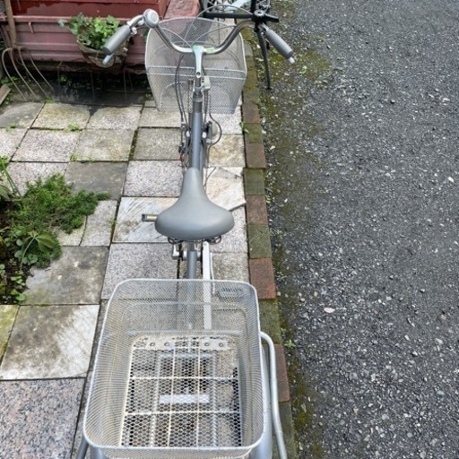 【Ｙ1017】大人用三輪車　TRICYLE  前20インチ・後16インチ　前後タイヤ新品　31,460円（防犯・税込）