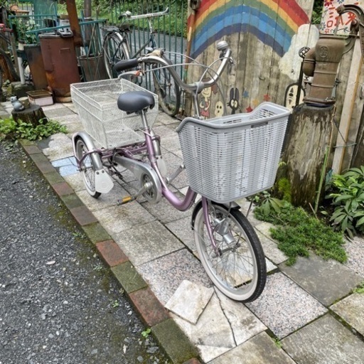 【Ｙ1018】大人用三輪車　ブリヂストン　WAGON 前18インチ・後16インチ　33,660（防犯・税込）