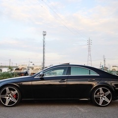 ベンツ　CLS350 カスタム　希少左ハンドル　全国最安値　20AW サンルーフの画像
