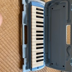 鍵盤ハーモニカ　ピアニカ　青