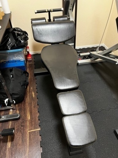 シットアップベンチ