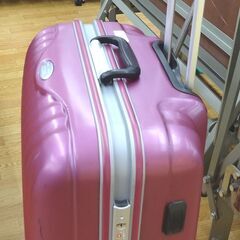 キャリーケース TASロック スーツケース TRAVEL EXPERT 4輪キャスター ピンク 高さ71㎝ 西岡店の画像
