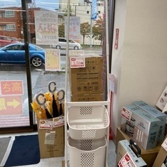 新品　ハンガーラック