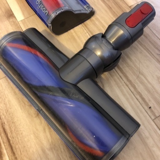 エッ！憧れのDyson V7がこの値段⁉️変なブラシも付いて？