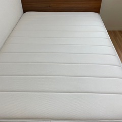 【購入内諾済】ニトリ　コンセント付きダブルベッド　マットレス付きの画像