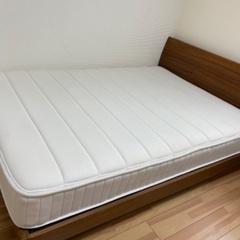 【購入内諾済】ニトリ　コンセント付きダブルベッド　マットレス付き