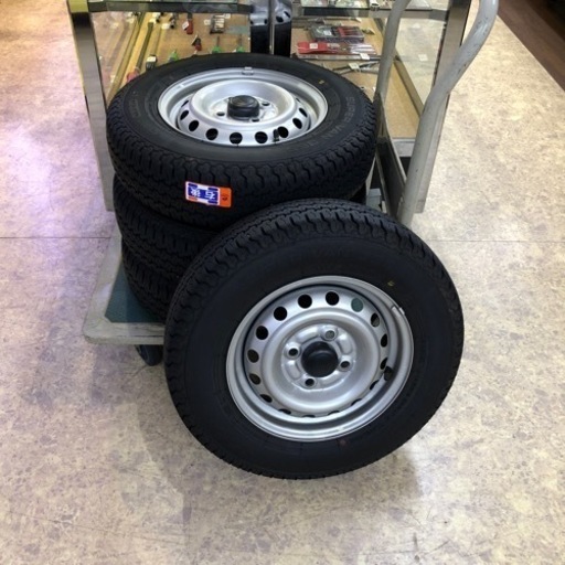ダイハツ　ハイゼット　純正タイヤ&ホイール　145R12