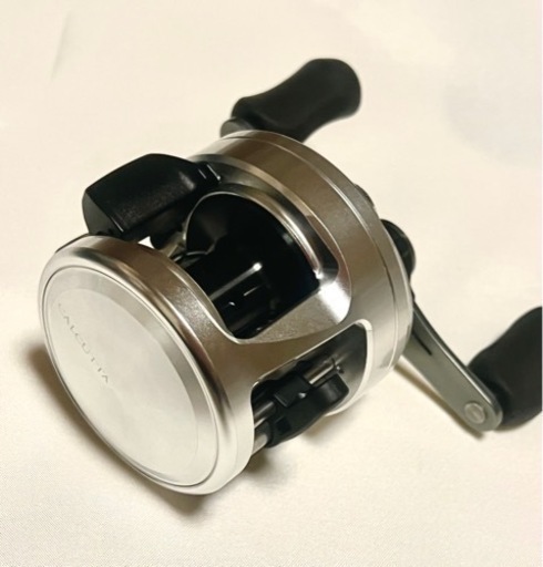 値下げ◆新品！シマノ 12 カルカッタ 201 左巻き◆