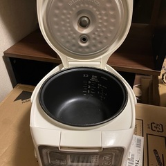 TIGER 炊飯器の画像