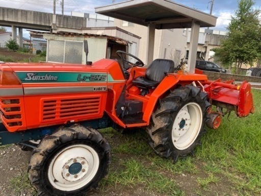 クボタトラクター L1-245D四駆24馬力ディーゼル耕運幅1500