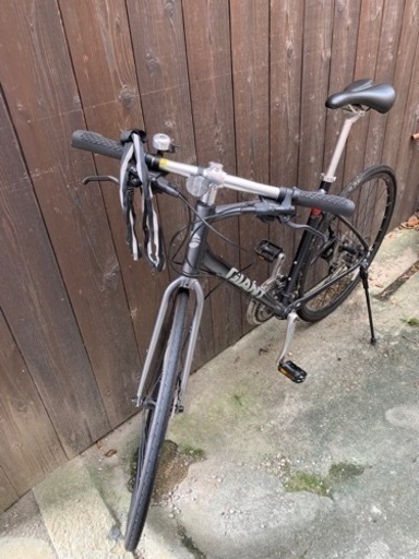GIANT  クロスバイク　自転車　※決まりました