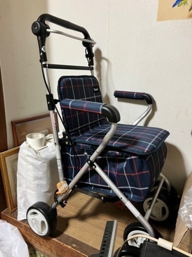 新品シルバーカー（未使用）値下げしました。