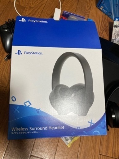 大幅値下げ本日受け渡し出来る方限定、プレステ4 本体付属他