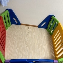 ベビーサークル　ベビーゲート　キッズパーテーション　日本育児の画像