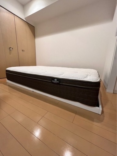値下げ 【美品】キングスダウン レガリア インシグニア セミダブル ベッド 大塚家具