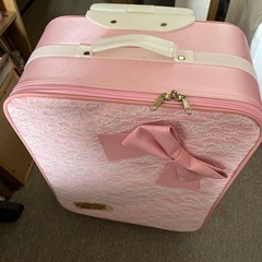 リズリサ　キャリーケース