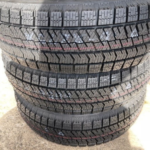 2022年製造155/65R14ブリヂストンVRX2 BLIZZAK 冬タイヤ