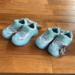 光る靴　2足セット