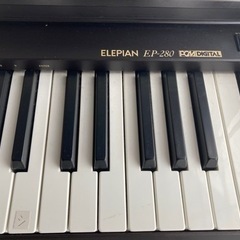 電子ピアノ　椅子付きの画像