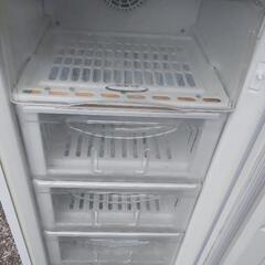 冷凍庫 107L 引き出しタイプの画像