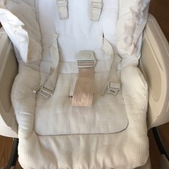 コンビ電動バウンサーの画像